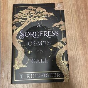 A sorceress comes to call